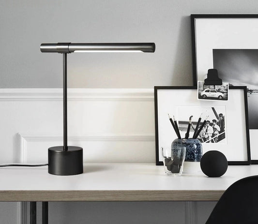 Sullivan table lamp